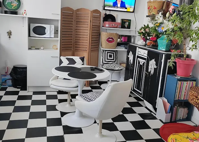 Petite Maison Mitoyenne, Proche Port & Arcachon Apartment *